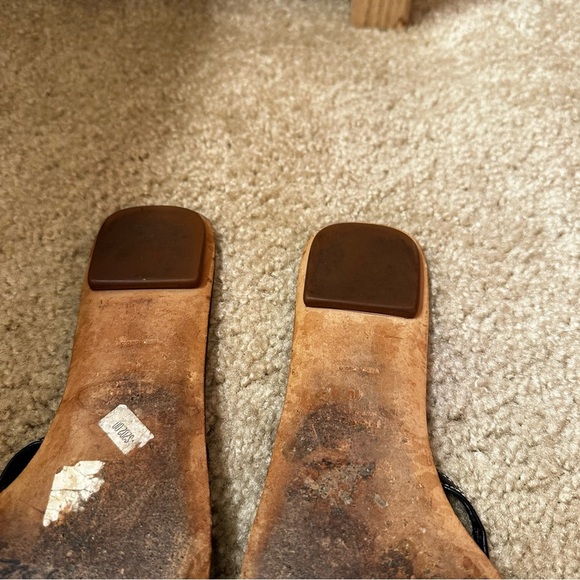 Authentic Prada Logo Plaque Leather Flip Flop Sandals size 10 - Picture 5 of 6